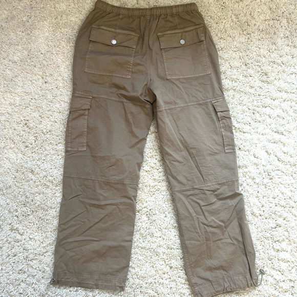 Garage Beige Parachte/ Cargo pants - Picture 2 of 4